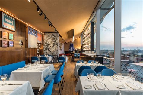 ristorante in val di prada chiude|Cosa si mangia al ristorante Torre della Fondazione Prada di Milano.